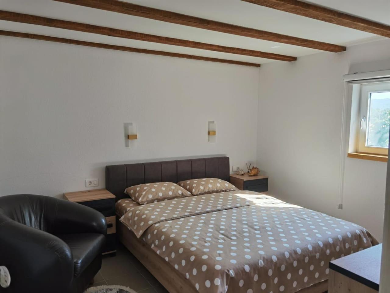 Apartmán Calm Nest Nikšić Exteriér fotografie