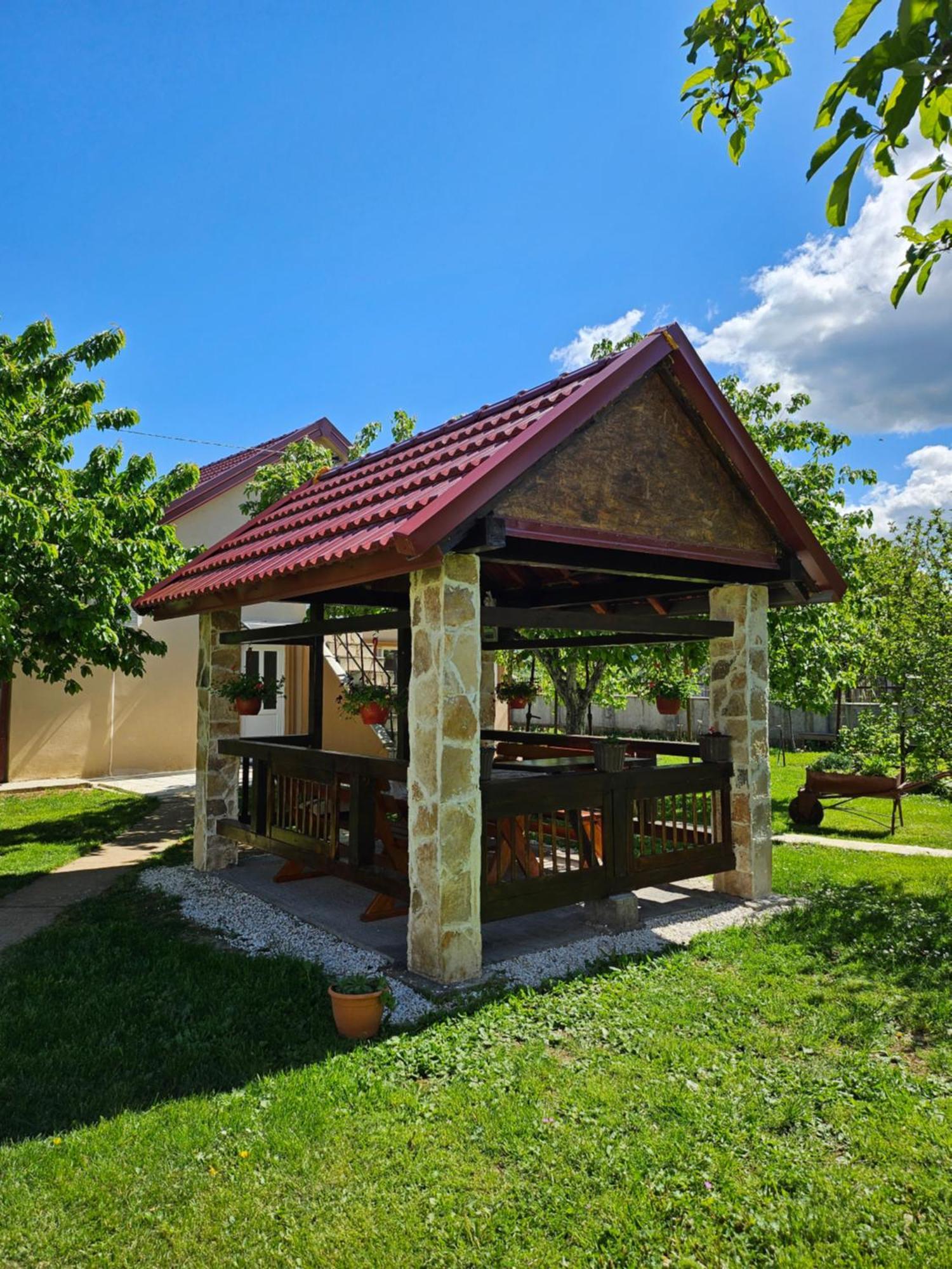 Apartmán Calm Nest Nikšić Exteriér fotografie