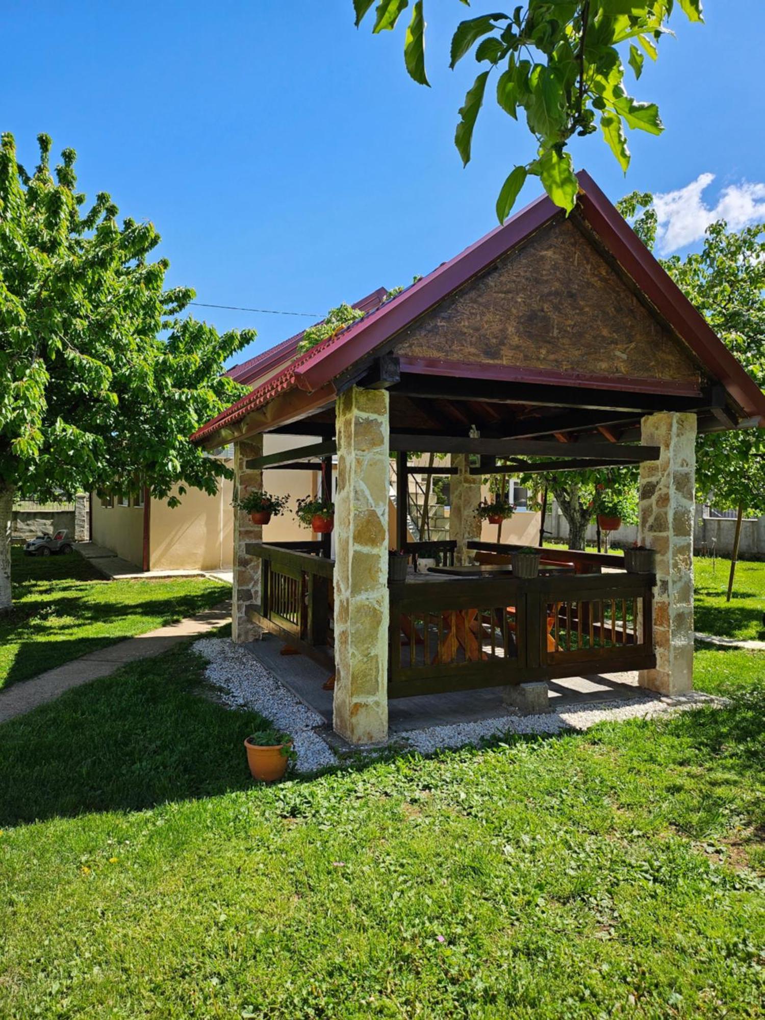 Apartmán Calm Nest Nikšić Exteriér fotografie