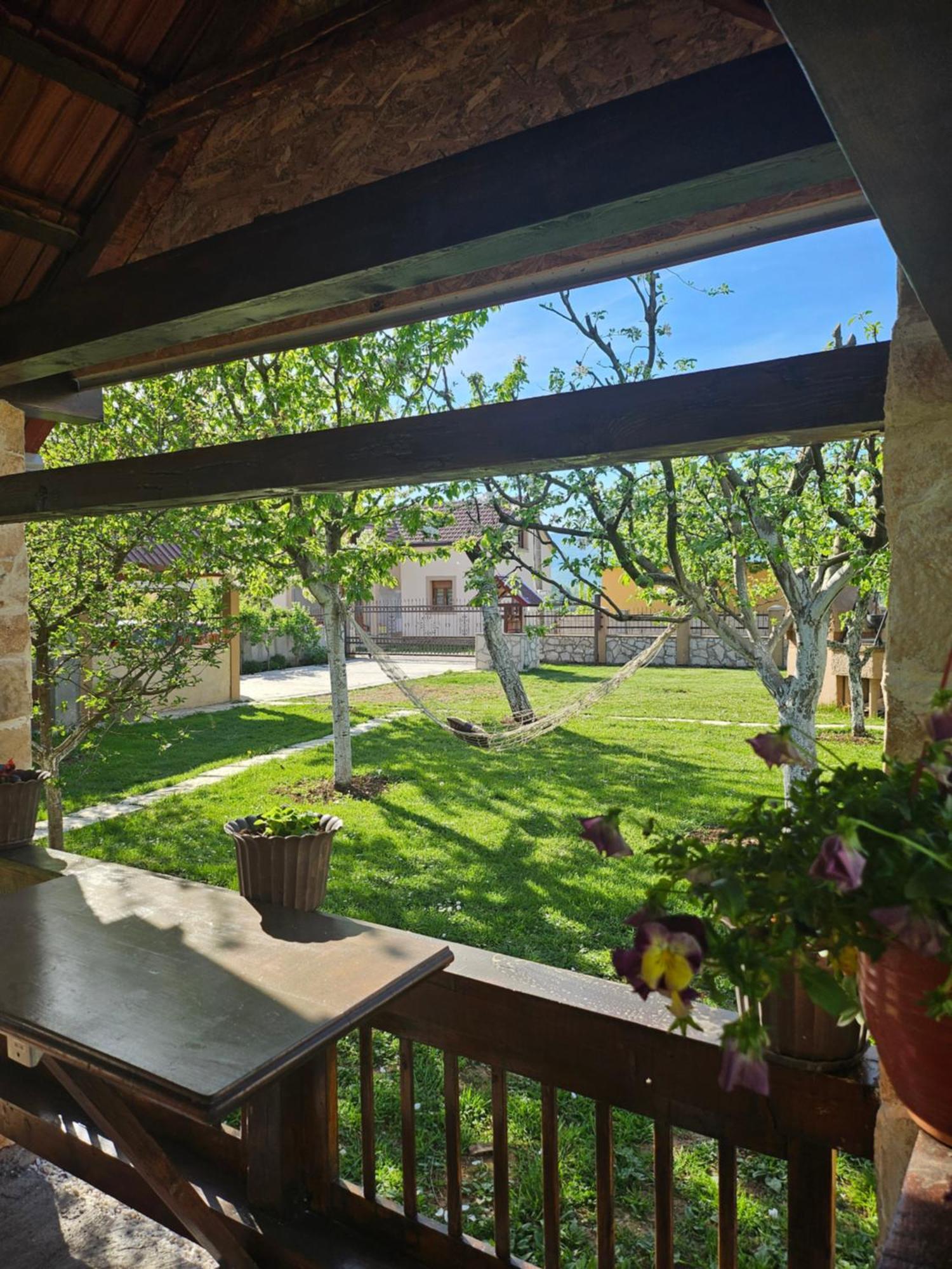 Apartmán Calm Nest Nikšić Exteriér fotografie