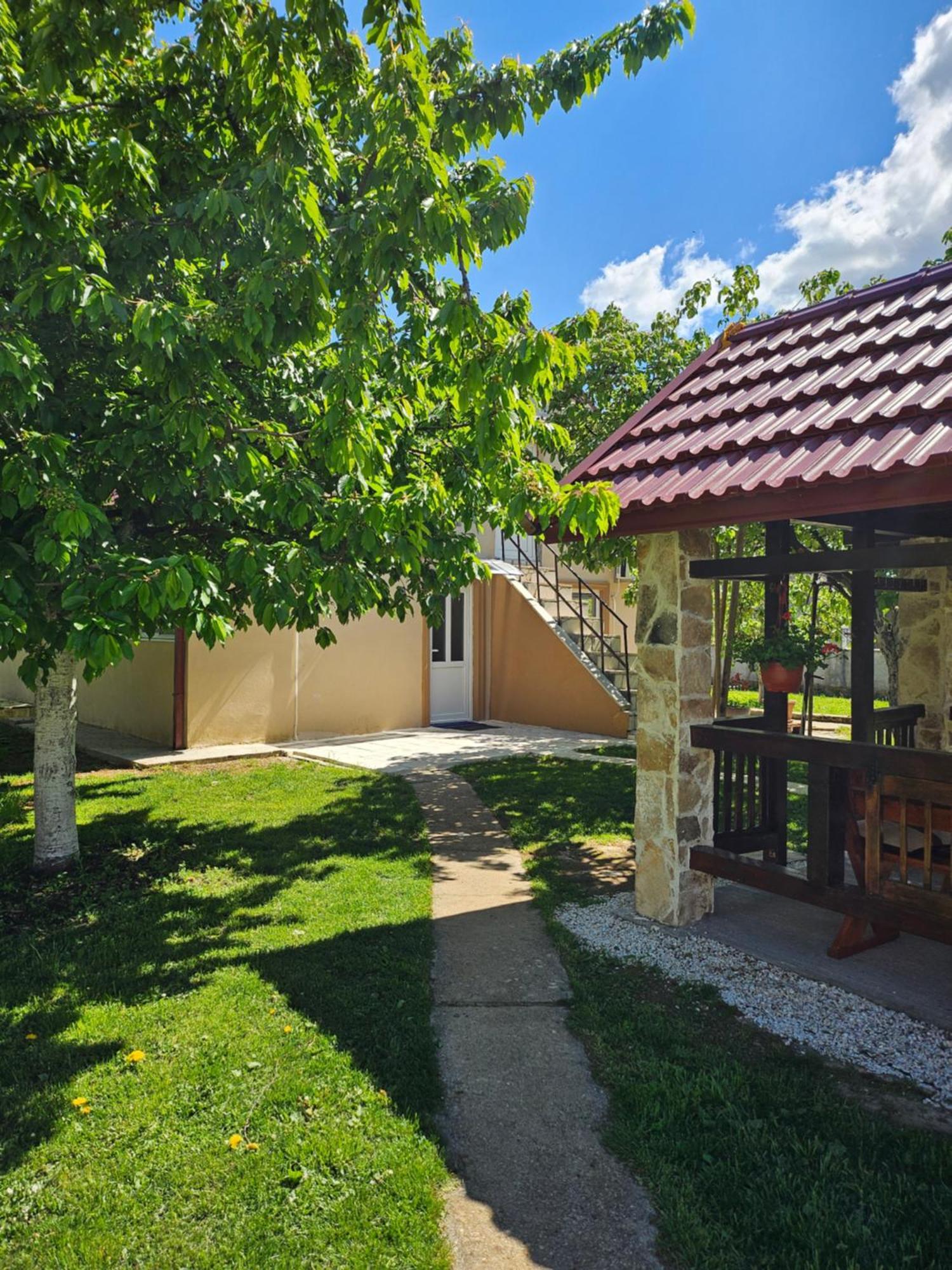 Apartmán Calm Nest Nikšić Exteriér fotografie